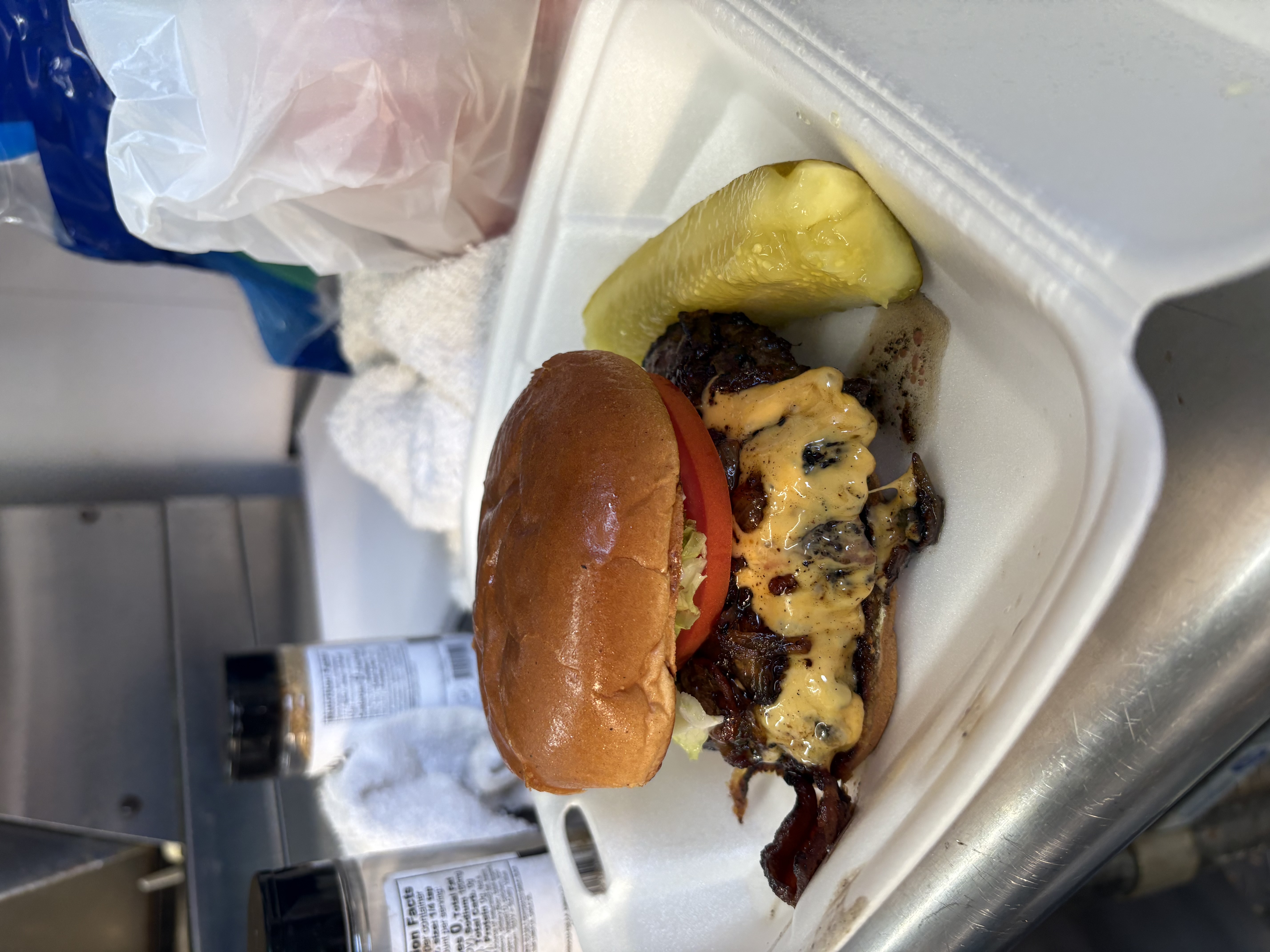 Willy B's Burger